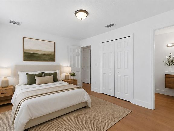 4th image of 5557 Cleveland Rd