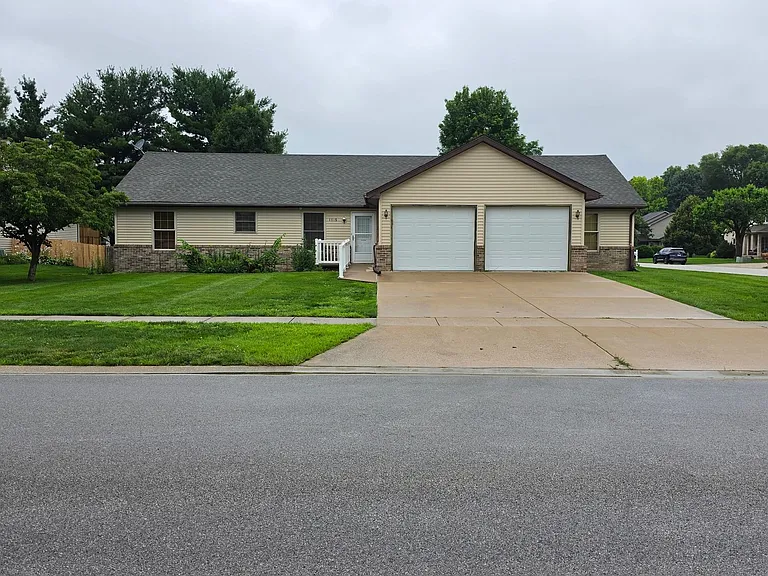 1125 Latigo Ln — Photo 1