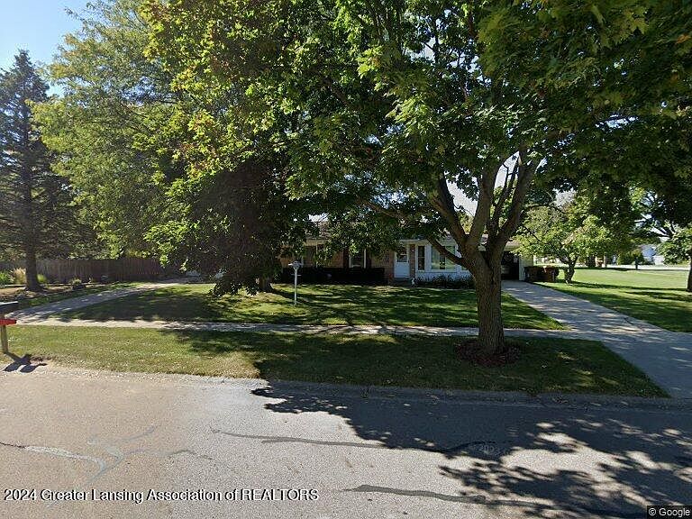 1st image of 706 Harvest Ln