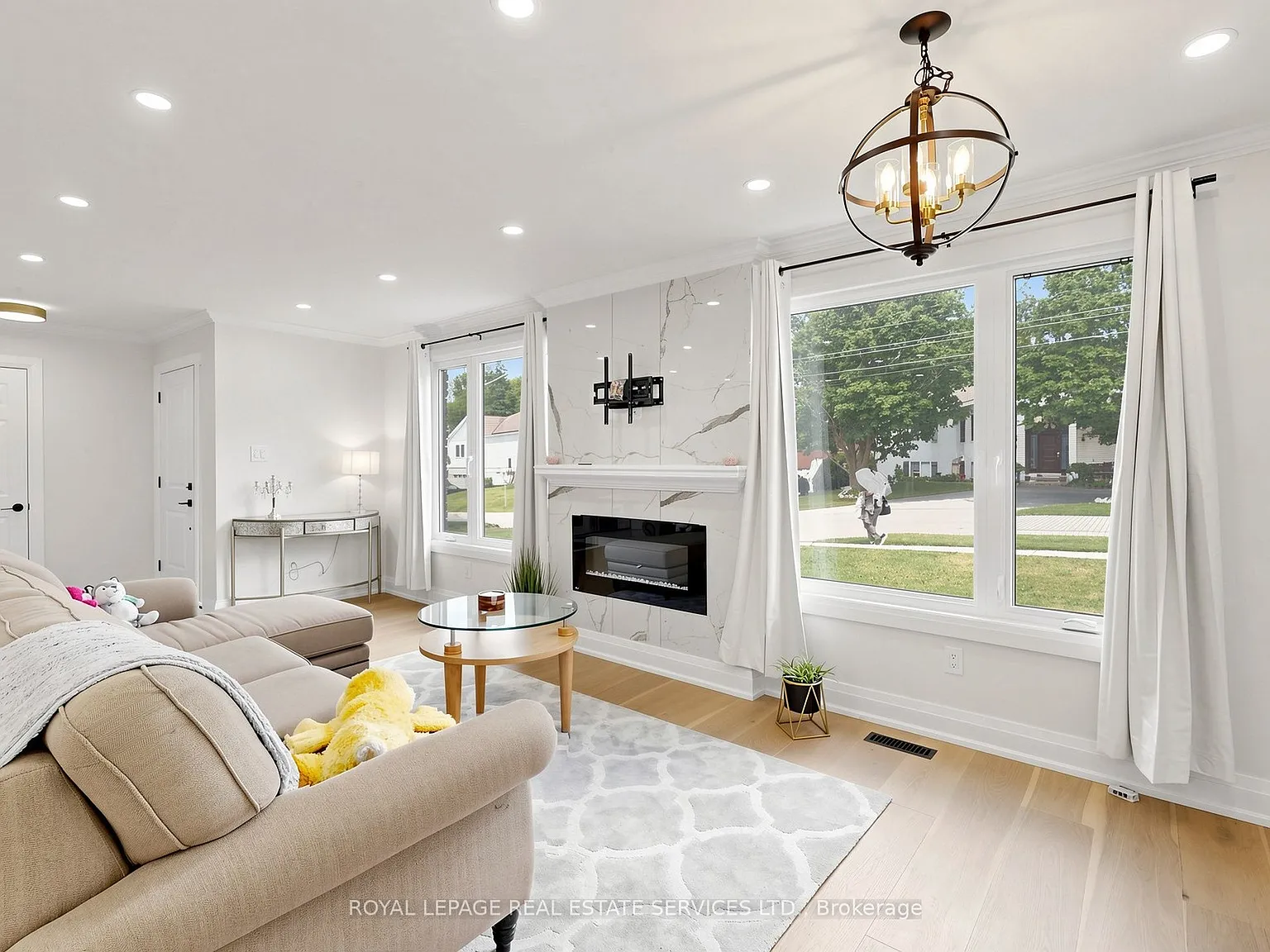 5 bed, $3,750 — Photo 4