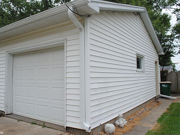 5th image of 506 E Pierce Ave