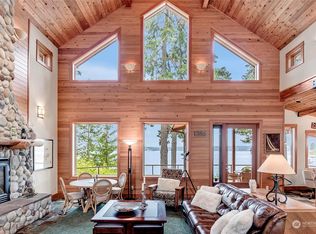 282 E Cronquist Rd, Allyn, WA 98524