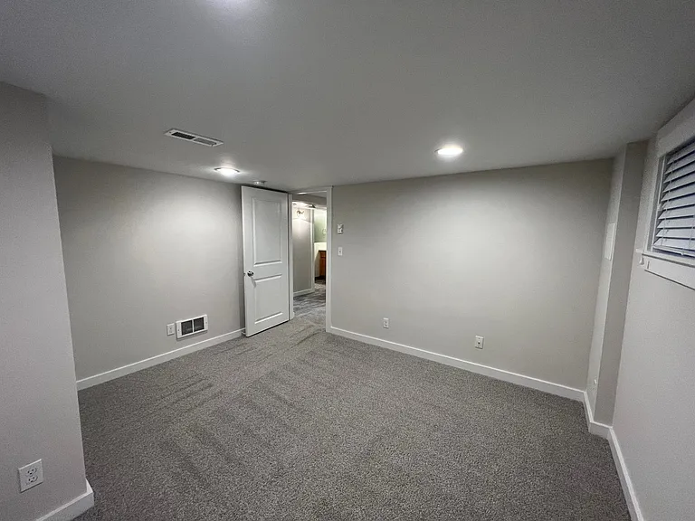 15822 SE 128th St — Photo 23