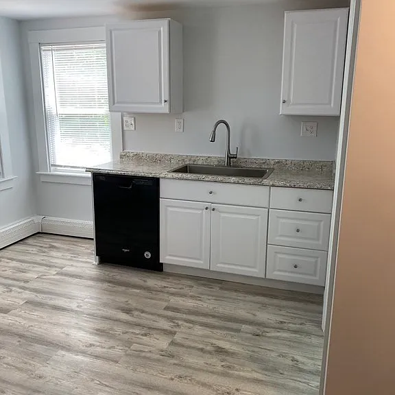 27 Jefferson St #2 — Photo 3