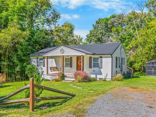 161 Holman St, Mocksville, NC 27028