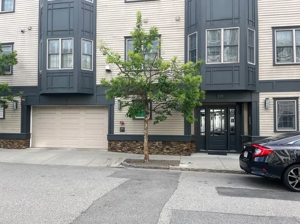 191 K St #7, Boston, MA 02127