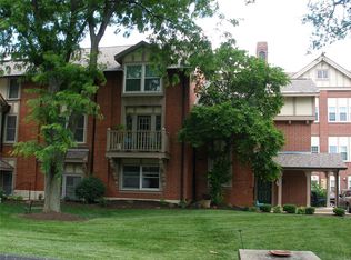 539 Colebrook Dr #B, Saint Louis, MO 63119