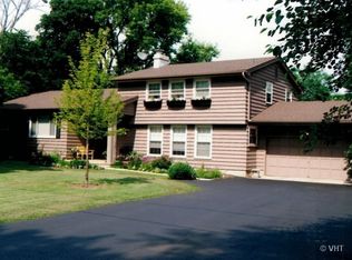 5N219 Elm Rd, Wayne, IL 60184