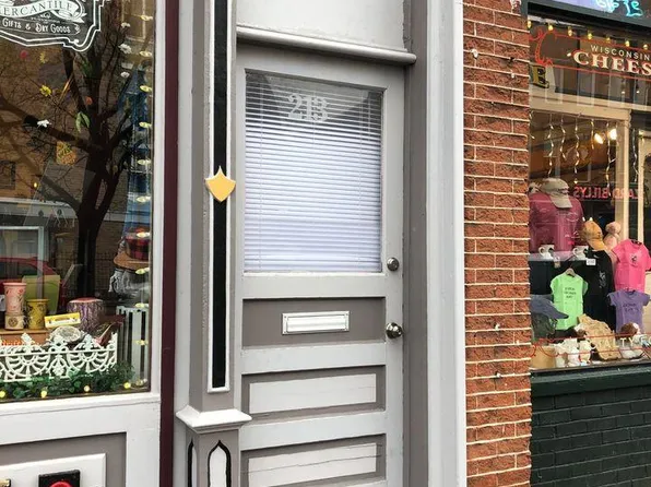 213 Pearl St #2, La Crosse, WI 54601