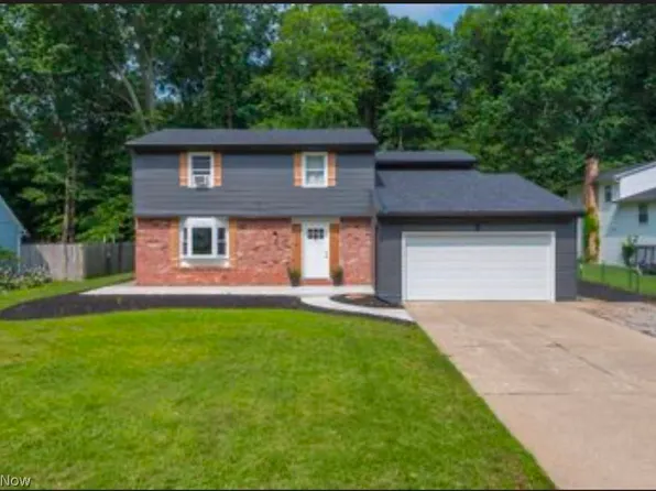 718 Arlington Dr, Vermilion, OH 44089