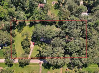 20490 Lazy Creek Dr, New Caney, TX 77357