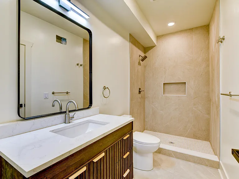 48 Walnut St #1 — Photo 30