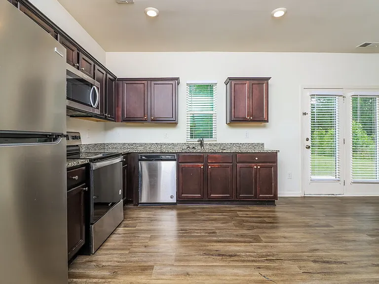 44 Meriwether Ln — Photo 11