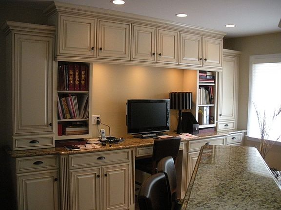 Hutch and storage in renovated kitchen
