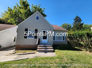 5178 Homewood Ave, Maple Heights, OH