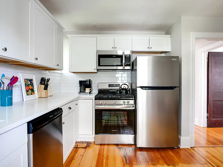 1312 Avondale Ave — Photo 32