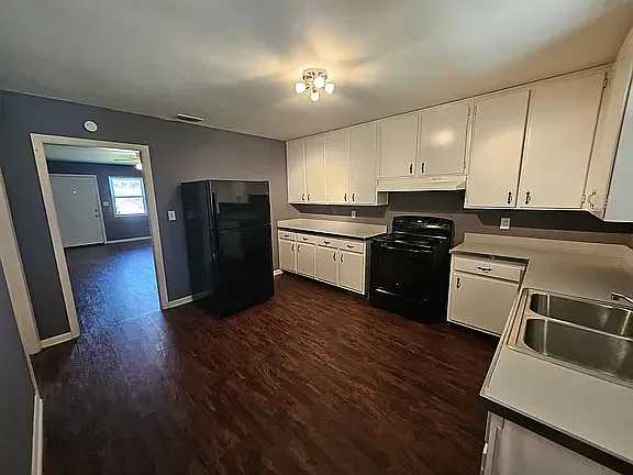 527 E 7th Ave — Photo 3