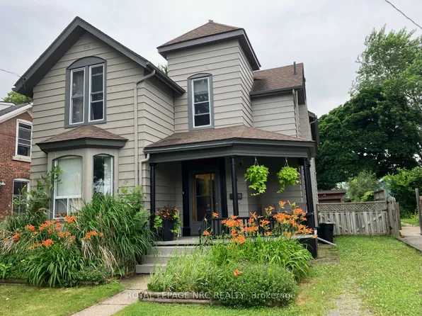 49 Welland St S, Thorold, ON L2V 2B6