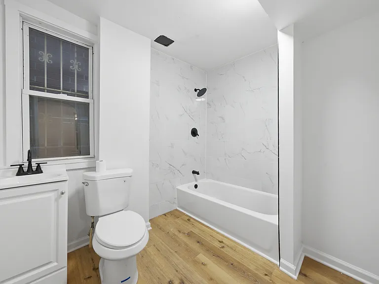 1415 N Maplewood Ave — Photo 12