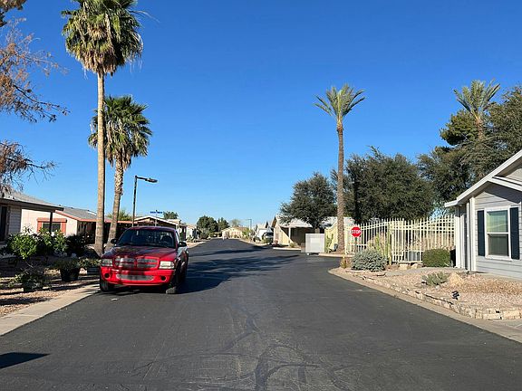 5th image of 948 E Eagle Dr