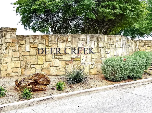 10028 Quail Glen Dr, Fort Worth, TX 76140