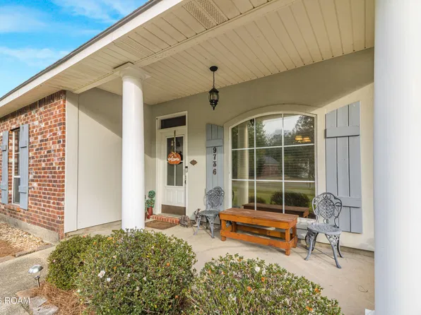 9736 Overwood Dr, Greenwell Springs, LA 70739