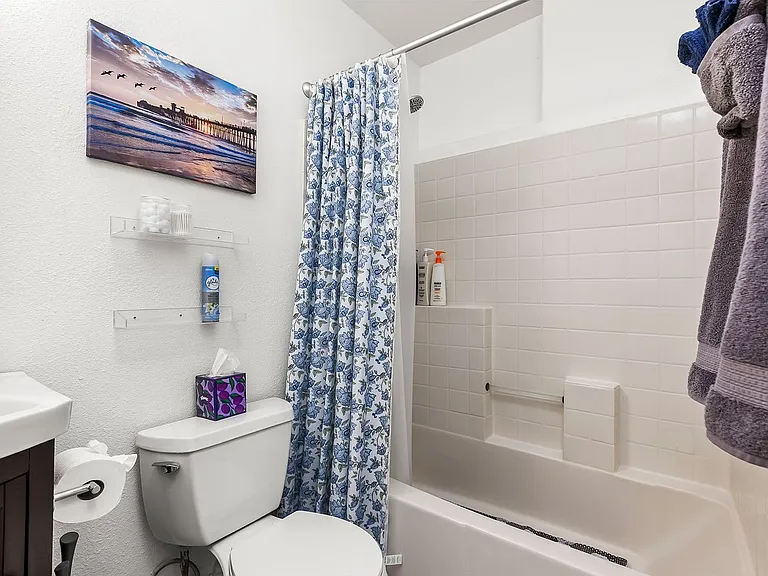 1311 Cave St #B — Photo 24