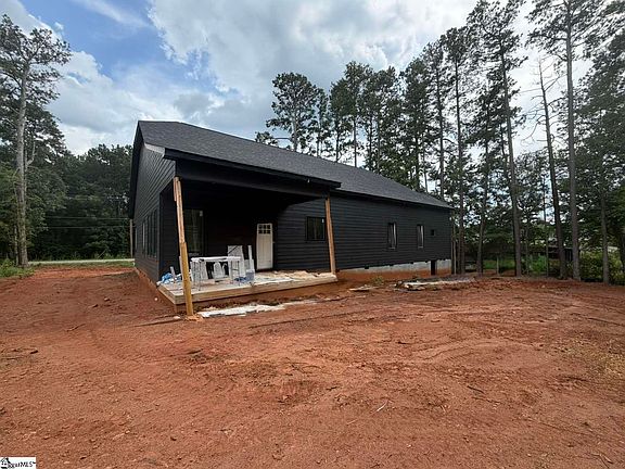 5th image of 922 John Dodd Rd