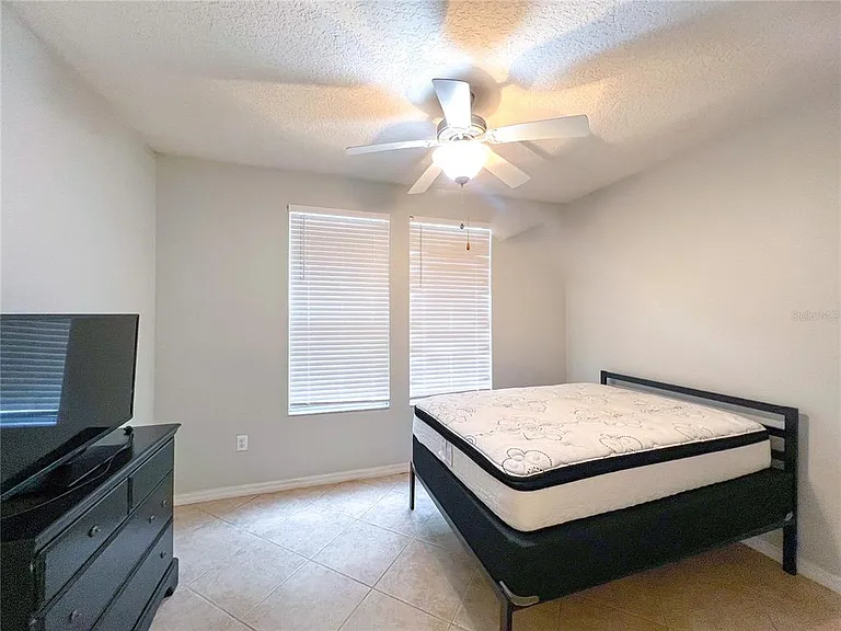 1257 SW 9th Rd #106 — Photo 6