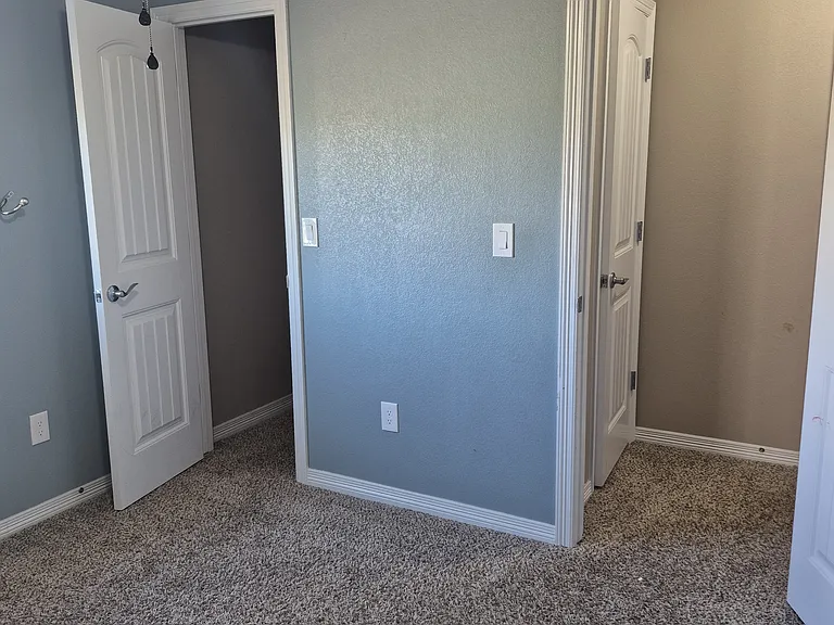 6941 Winnicut Dr — Photo 30