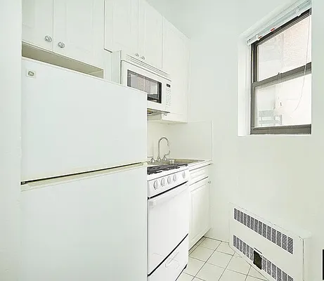 Rented by SP Brokerage Inc | media 6