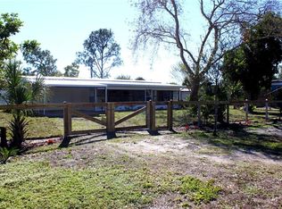 1166 Alligator Rd, Moore Haven, FL 33471