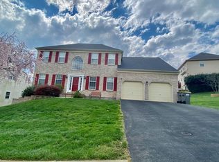 23 Donald Preston Dr, Newark, DE 19702