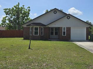 816 Waterfield Dr, Hinesville, GA 31313