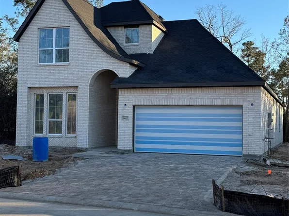 26027 S Outrider Banks, Montgomery, TX 77316