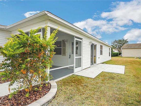 4th image of 1359 Hollyberry Pl