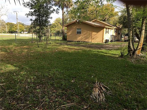 2nd image of 1415 Historic Goldsboro Blvd