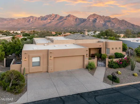 10910 N Stargazer Dr, Oro Valley, AZ 85737