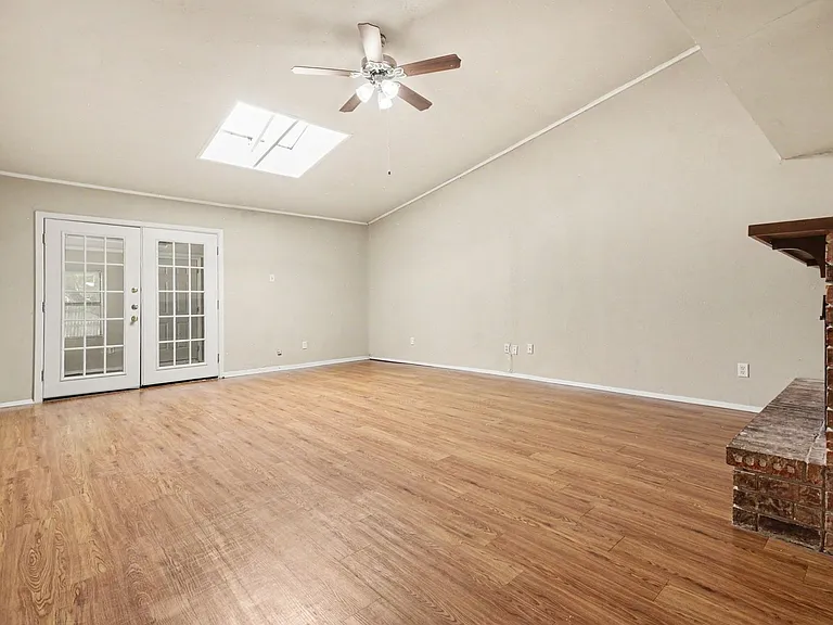 4237 Foliage Dr — Photo 14