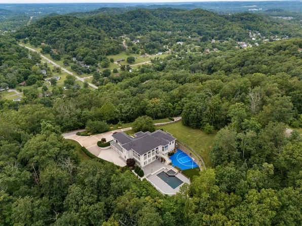 720 Valhalla Ln, Brentwood, TN 37027