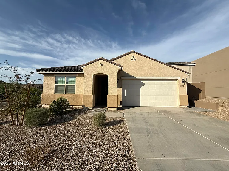 4248 W Brenley Dr — Photo 1