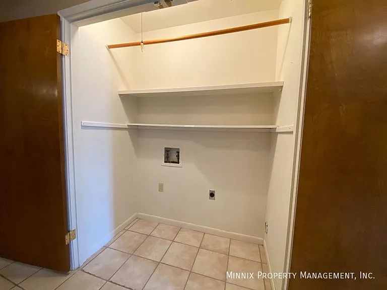 1001 Itasca Rd — Photo 24