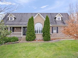 8867 Highland Lake Dr, Georgetown, IN 47122