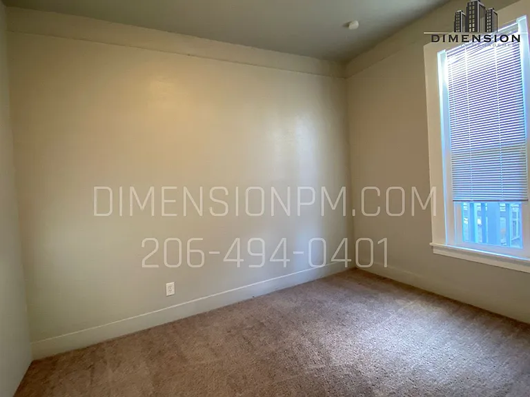 Turn of Century Apartments 1 and 3 bedrooms — Photo 21