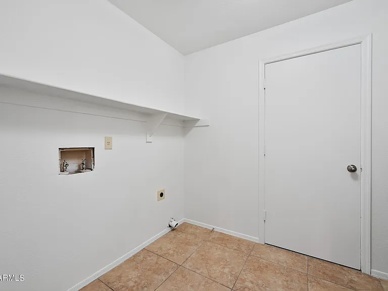 313 S Ocean Dr — Photo 13