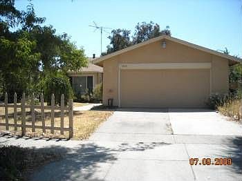 1st image of 1626 Aldrich Way