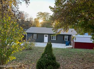 101 W 6th St, Chamois, MO 65024