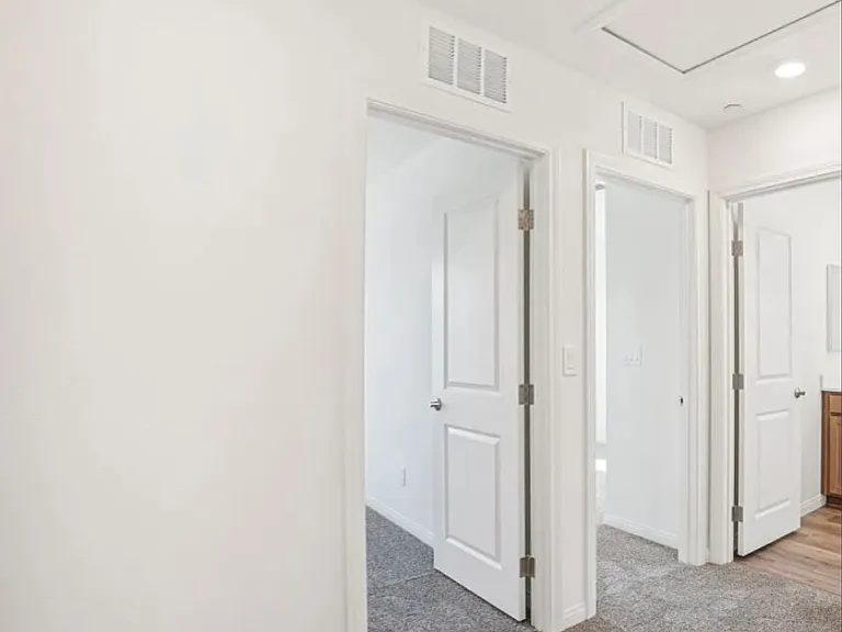 5824 Wisteria Walk — Photo 3