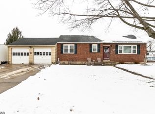 619 Youngs Rd, Phillipsburg, NJ 08865