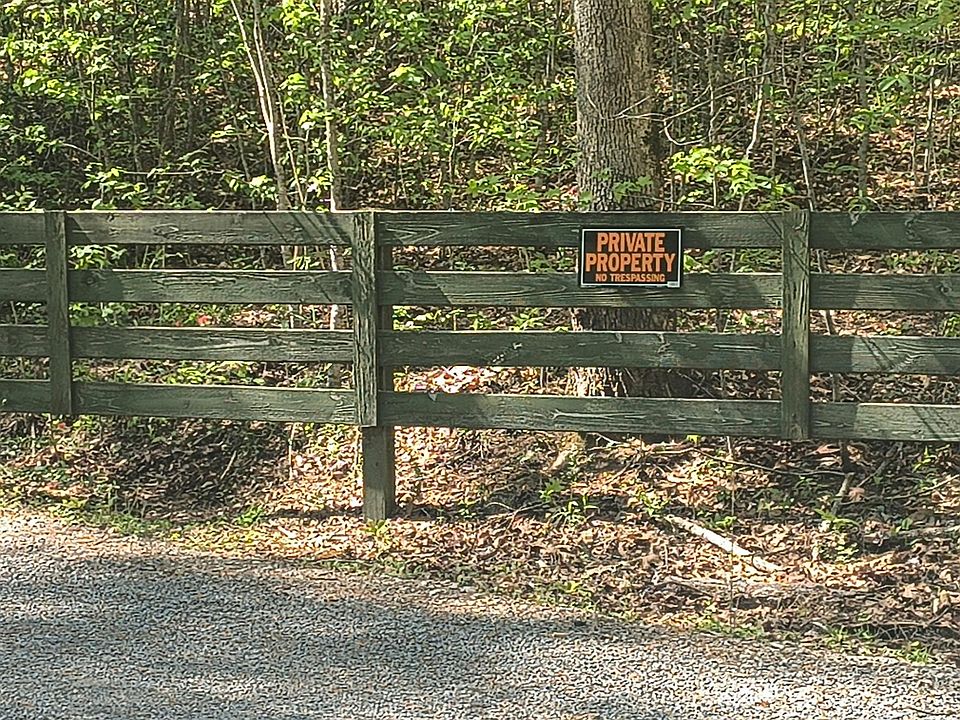 1st image of 456 Paul Hackworth Rd